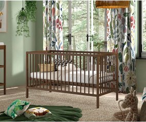 Кафяво детско креватче 70x140 cm от масивен бук с подвижна странична част/с регулируема височина Dino – Vipack