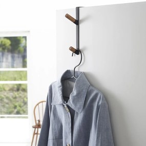 Черна метална закачалка за врата 1,5 cm Tower - YAMAZAKI