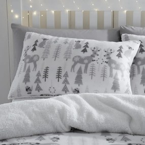 Бяло-сиво спално бельо за единично легло от микроплюш 135x200 cm Winter Wonderland - Catherine Lansfield