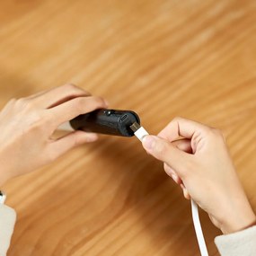 Черна LED стенна лампа с USB Baton – Gingko