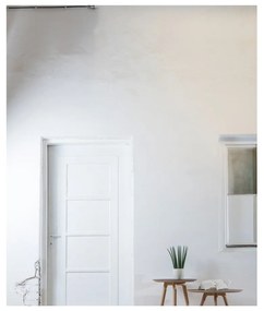 Odkládací stolek z dubového dřeva s černou deskou Gazzda Arp, ⌀ 45 cm