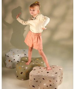 Светлокафяв детски пуф от букле и шенил Terrazzo Cloud – Wigiwama