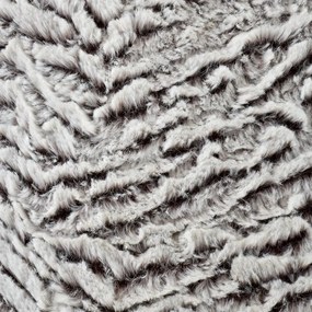 Декоративна възглавница от изкуствена кожа 43x43 cm Wolf Faux Fur – Catherine Lansfield