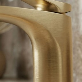 Смесител за мивка PREMIUM Rea Vision Brush Gold High