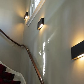 Модерна стенна лампа черна 2 светлини - Otan