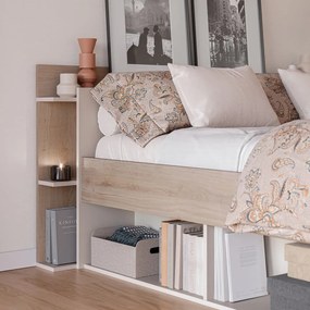 Бяло-естествено двойно легло 160x200 cm от декор от дъб с място за съхранение без ламелно дъно Albo – Marckeric