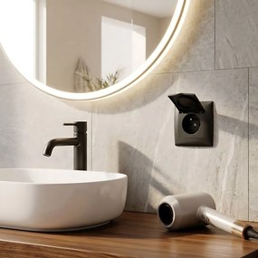 Единичен контакт със заземяване и капаче с рамка OSTE JNH005-G Black