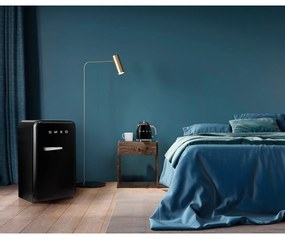 Черна електрическа кана от неръждаема стомана 800 ml Retro Style – SMEG