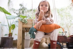 Детска възглавница Cathy the Carrot – Lorena Canals