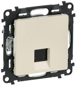 Legrand 755747  RJ45 Cat. 6 UTP Valena life крем - до изчерпване - 755747