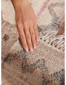 Кремава ръчно изработена ютена пътека 80x200 cm Roya Imani – Elle Decoration