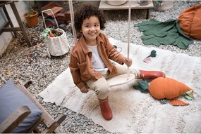 Детска възглавница Cathy the Carrot – Lorena Canals