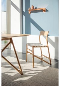 Трапезен стол от масивна дъбова дървесина с бяла седалка Fawn - Gazzda