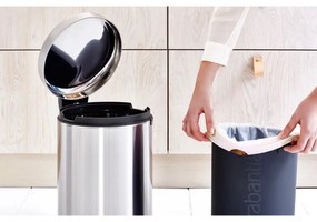 Кош за боклук с педал Brabantia NewIcon 649031, 12 л, Плавно затваряне, Противоплъзгаща основа, Устойчив на пръстови отпечатъци, Инокс/Мат