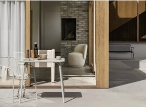 Метална градинска маса за хранене 80x80 cm Yua – Blomus