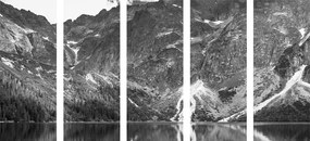 картини от 5 части – Морско око в Татрите в черно-бяло