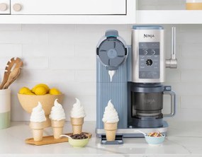 Машина за сладолед 13-в-1 Ninja CREAMi Scoop & Swirl™ NC702EU, 800W, 13 програми, 3-степенен лост за фунийки, CreamiFit, Creamify, 2 купички 473 мл, Персонализация, Син/Сив