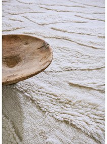 Бяла вълнена пътека подходяща за пране и ръчно изработена 70x200 cm Enkang Ivory – Lorena Canals