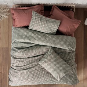 Спален комплект Cotton Box 129CTN4849, 100% памук, 4 части, Завивка 200х220 см, Чаршаф 160х200+30 см, Калъфка 50х70 см, Сив/червен