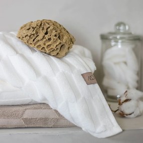 Кремава памучна кърпа за баня 70x133 cm Geo - Mette Ditmer Denmark