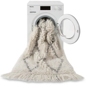 Кремав ръчно изработен вълнен килим подходящ за пране 80x140 cm Berber Soul – Lorena Canals