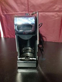 Втора ръка: Еспресо машина за мляно кафе и капсули 8в1 Oliver Voltz OV51171N8M, 1450W, 1 л, 5 адаптера, 19 bar, Черен