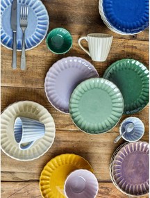 Тъмнолилава десертна глинена чиния ø 20 cm Latina – Bloomingville