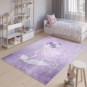 Лилав детски килим с мотив на балерина на Айфеловата кула Ширина: 120 см | Дължина: 170 см