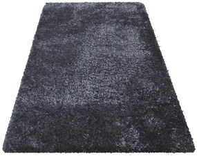 Красив шаги килим в модерно тъмносиво