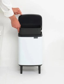 Кош за боклук Brabantia Bo Small Hi 1006643, 7 л, Повдигнат, Плавно и безшумно отваряне, Противоплъзгаща основа, Бял