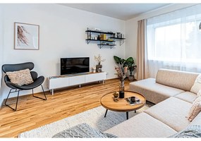 Кремав ръчно изработен памучен килим 160x230 cm Reimagine – Universal