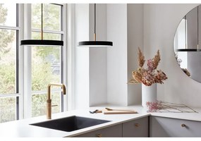 Черно LED затъмняващо се висящо осветително тяло с метален абажур ø 31 cm Asteria Plus Mini – UMAGE