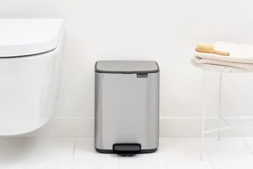 Кош за боклук Brabantia Bo Pedal 1010142, 7 л, Плавно затваряне, Гумирана основа, Устойчив на пръстови отпечатъци, Инокс