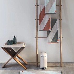 Хавлиена кърпа от органичен памук от тери в цвят каки 70x133 cm Diagonal – Mette Ditmer Denmark