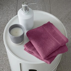 Тъмнорозови памучни кърпи в комплект от 2 бр. от тери 30x30 cm Zero Twist – Catherine Lansfield