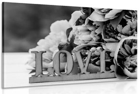 Картина на платно – Божури с надпис Love в черно-бяло