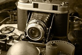 Картина на платно – Стар фотоапарат в сепия