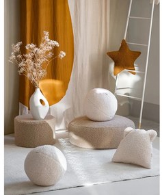 Кремава детска възглавница за диван от букле Bear – Wigiwama