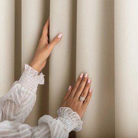 Кремаво затъмняващо перде 140x270 cm Carli – Restilo