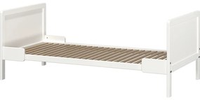 Бяло детско креватче 70x140 cm от масивна дървесина Alkmaar – Germania