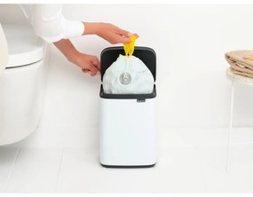 Кош за боклук Brabantia Bo Small 1006621, 4 л, Плавно и безшумно отваряне, Противоплъзгаща основа, Бял