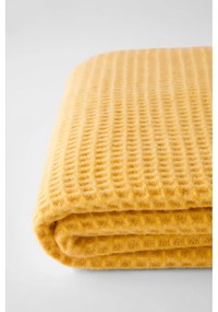 Жълто одеяло с вафлен десен, 140 x 180 cm Waffel - Euromant