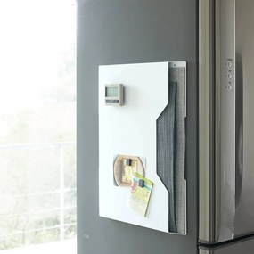 Метален държач за подложки за маса без пробиване Tower – YAMAZAKI