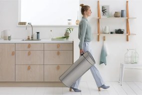 Кош за боклук Brabantia Touch Bin New 650532, 40 л, Безшумно и плавно затваряне, Плосък гръб, Инокс/мат