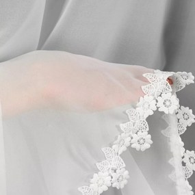 Романтична бяла завеса LILI от лек шифон с бродерия и халки за окачване Šírka: 400 cm | Dĺžka: 140 cm