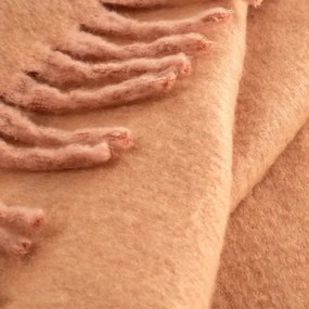 Луксозно мохерено одеяло с пискюли - тухла Ширина: 130 см | Дължина: 170 см