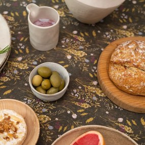 Ленена покривка за маса 140x250 cm Woodland – Linen Tales