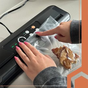 Вакуумна машина за запечатване на храна RUHHY 80 kPa,  Вграден нож, 10 торбички
