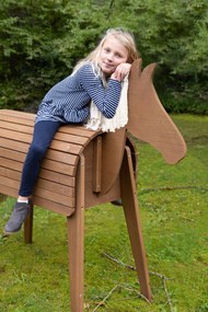 Дървен кон Thunder-Естествено