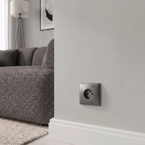Единичен контакт със заземяване и рамка OSTE JNH001-G Grey